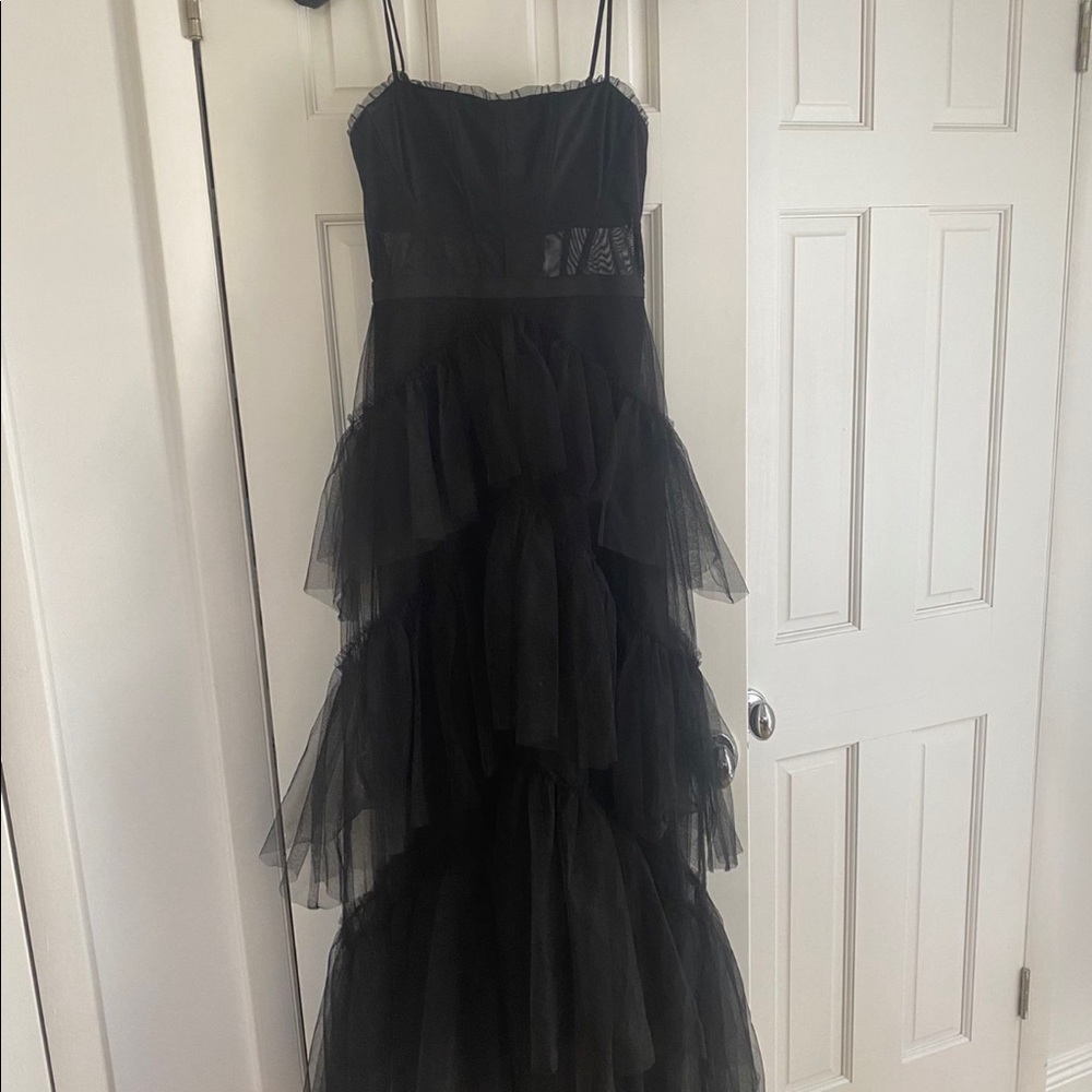 BCBGMAXAZRIA TULLE CORSET ESSENTIAL GOWN